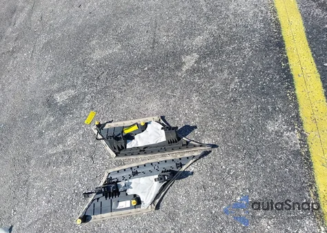 2012 Chrysler 300C Luxury Series из США, поврежденный, VIN 2C3CCAPT4CH289561